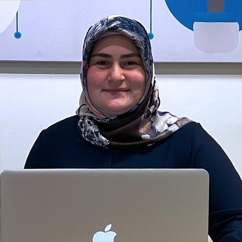 Esra Gülmez: CTO / Industrial Engineer